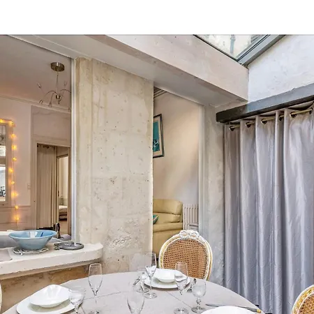 L'atypique, Au Centre Pour 4 A 5 Personnes Apartamento