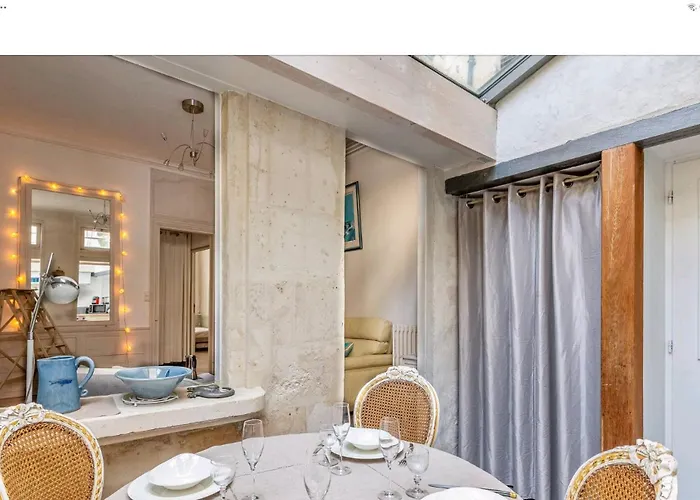 L'atypique, Au Centre Pour 4 A 5 Personnes Apartment